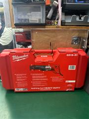 Milwaukee 6519-31 12A Corded SAWZALL Reciprocating Saw Kit